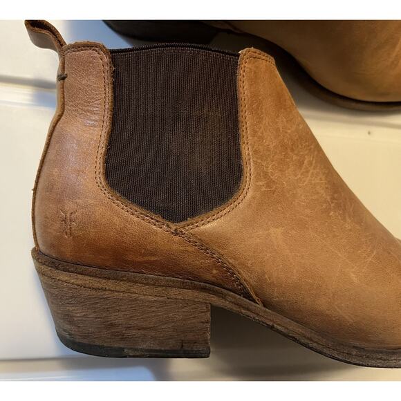 Frye Ankle Boots Carson Chelsea Women’s Size 9M Cognac Western Brown Leather - Picture 2 of 12